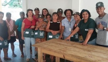 20171128160902-fileid-pinturaemtecidos_turma_interna